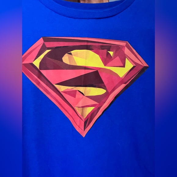 ⭐️💫Superman Shirt - Picture 3 of 4